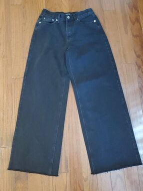 White Fox High Rise Black Denim Wide Leg Frayed Hems Jeans Size Extra Small
